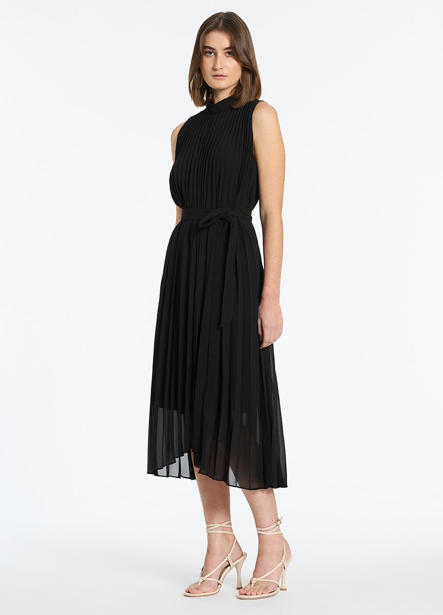 Black 2024 dress pleated